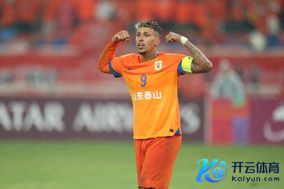 [图]亚冠-克雷桑传射立功 山东泰山主场3-1力克光州FC体育录像/图片